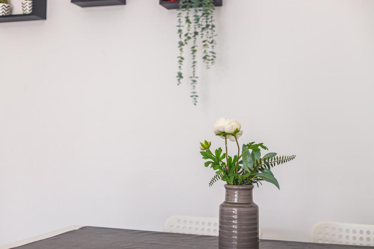 Sleeptubal Moderne Accommodatie Alhos Vedros Exterior foto